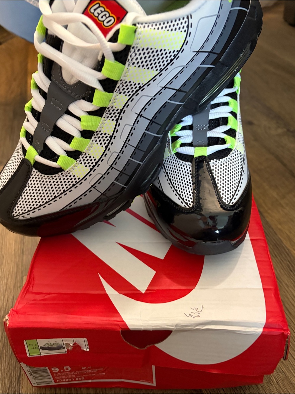 Size - 9.5 Nike air max 95 Neon/LEGO collaboration Athletic Sneakers